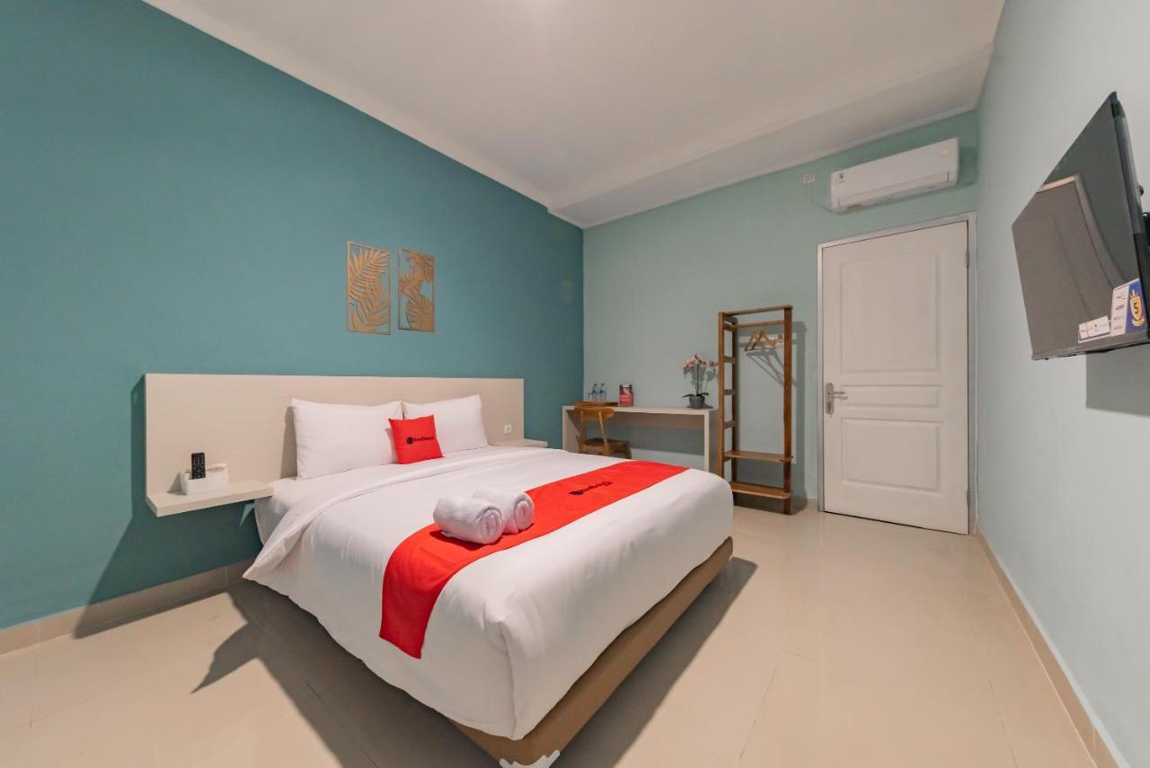 Reddoorz Plus Near Surapati Core 万隆 外观 照片