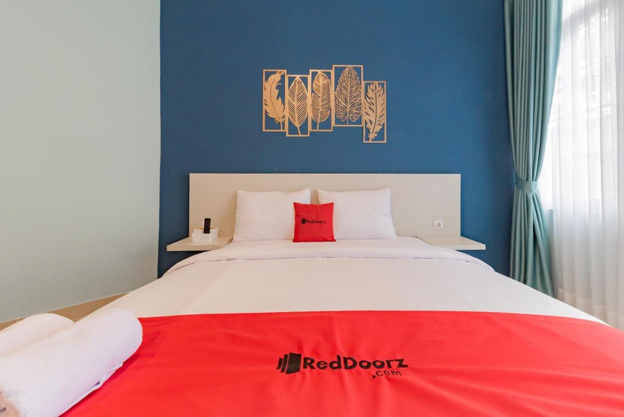 Reddoorz Plus Near Surapati Core 万隆 外观 照片