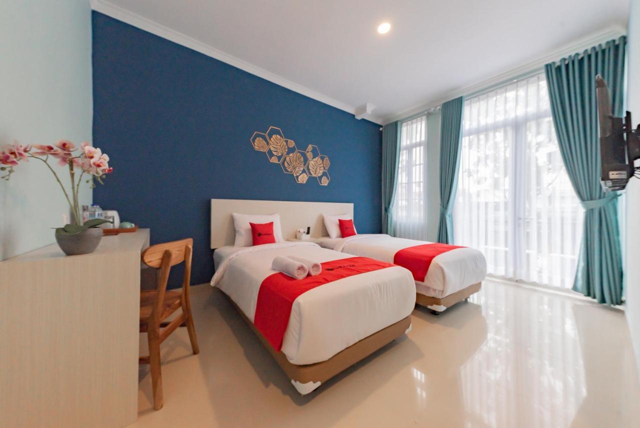 Reddoorz Plus Near Surapati Core 万隆 外观 照片