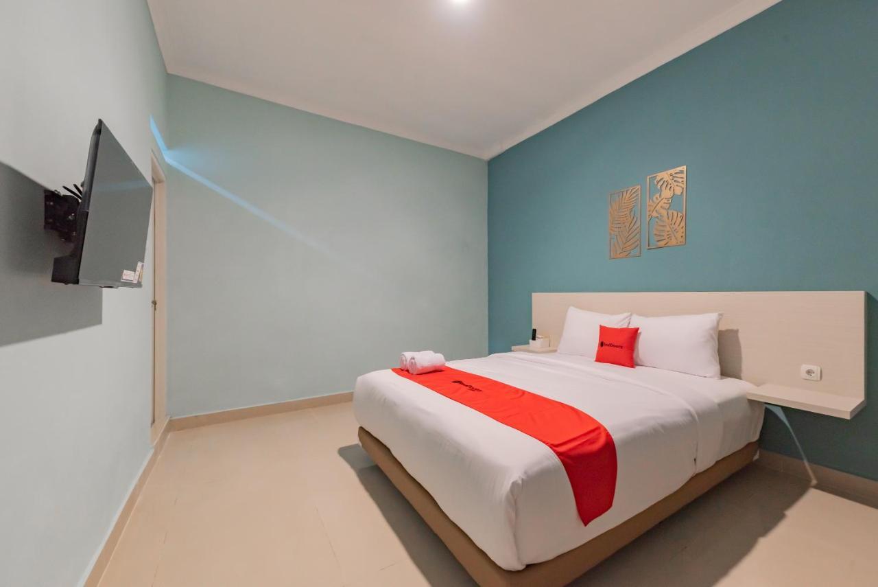 Reddoorz Plus Near Surapati Core 万隆 外观 照片