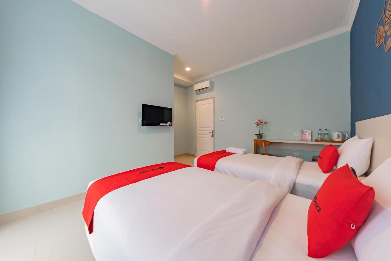 Reddoorz Plus Near Surapati Core 万隆 外观 照片